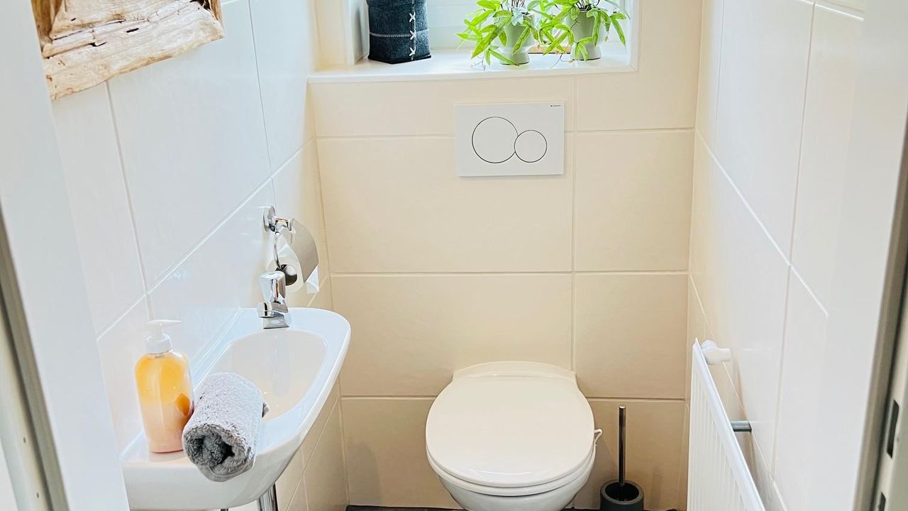 Gäste WC Erdgeschoss Gäste WC Erdgeschoss